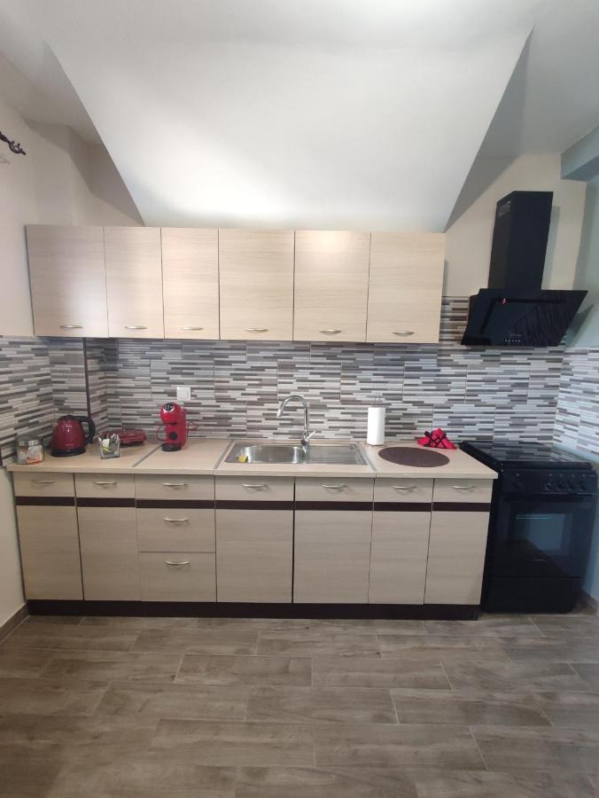 Aithra 2 Apartment Триполис Екстериор снимка